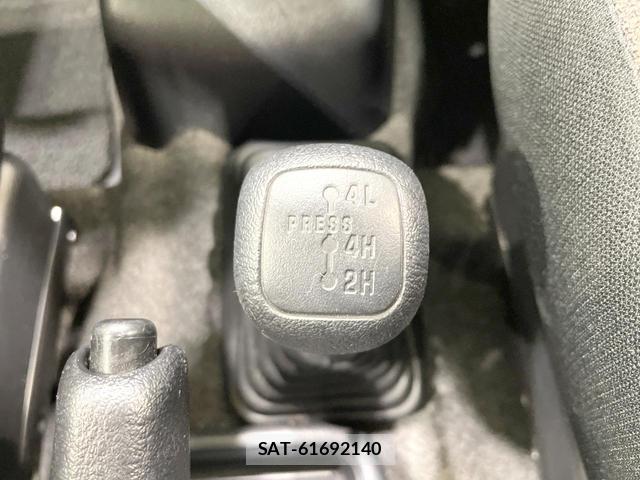 Mitsubishi PAJERO MINI 2011-01 8279375-5
