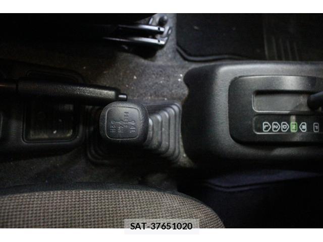 Mitsubishi PAJERO MINI 2009-06 8280395-15