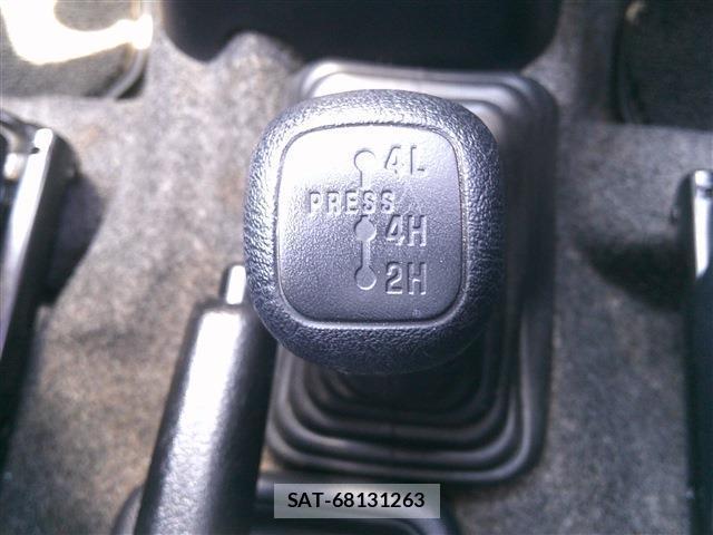 Mitsubishi PAJERO MINI 2011-09 8281214-13
