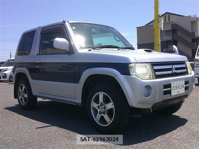 Mitsubishi PAJERO MINI 2010-07 8281215-3