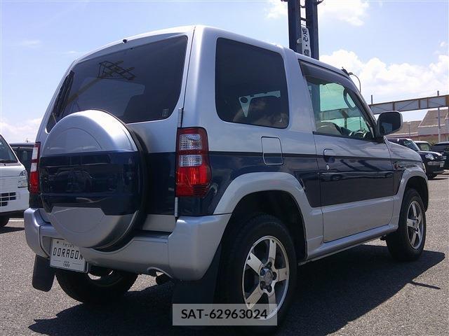 Mitsubishi PAJERO MINI 2010-07 8281215-5