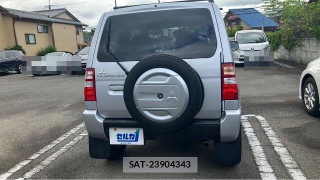 Mitsubishi PAJERO MINI 2011-06 8282476-1