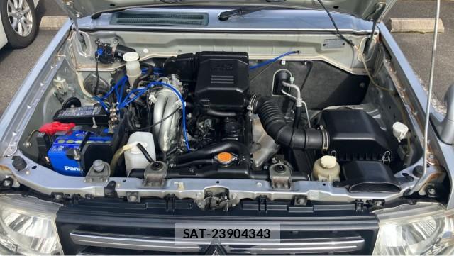 Mitsubishi PAJERO MINI 2011-06 8282476-7