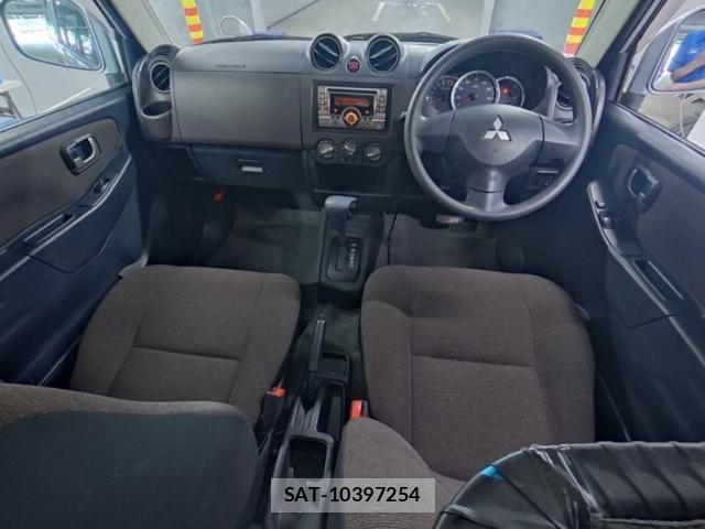 Mitsubishi PAJERO MINI 2011-11 8283896-2