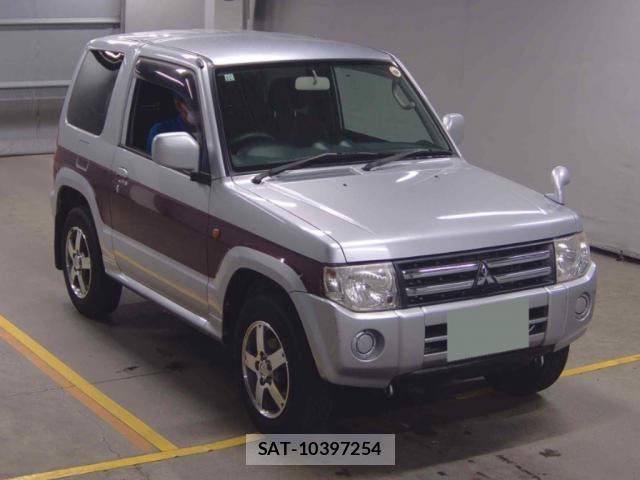 Mitsubishi PAJERO MINI 2011-11 8283896-3