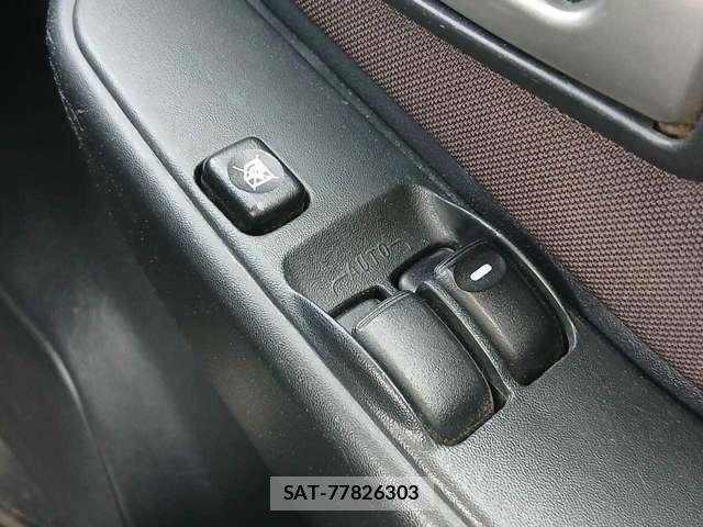 Mitsubishi PAJERO MINI 2009-10 8283985-18