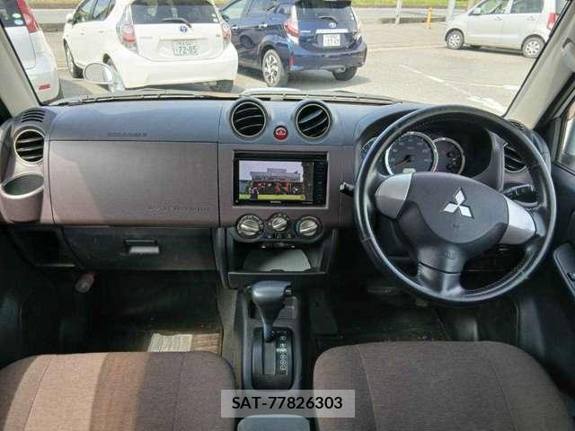 Mitsubishi PAJERO MINI 2009-10 8283985-4