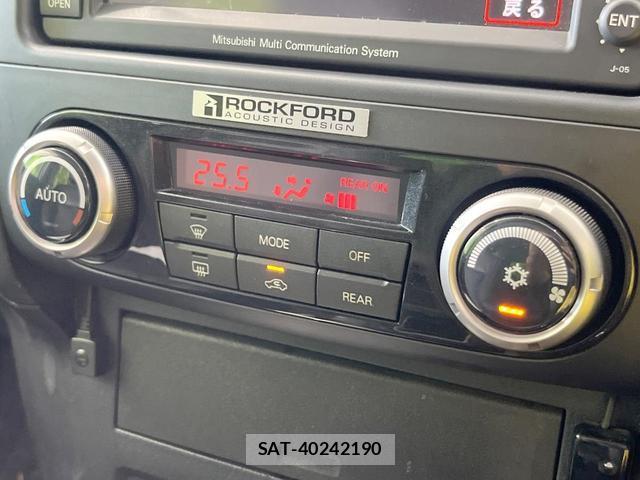 Mitsubishi PAJERO 2011-10 8279450-5