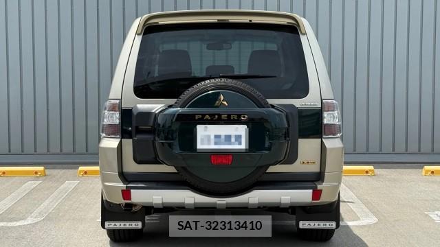 Mitsubishi PAJERO 2010-09 8282190-1