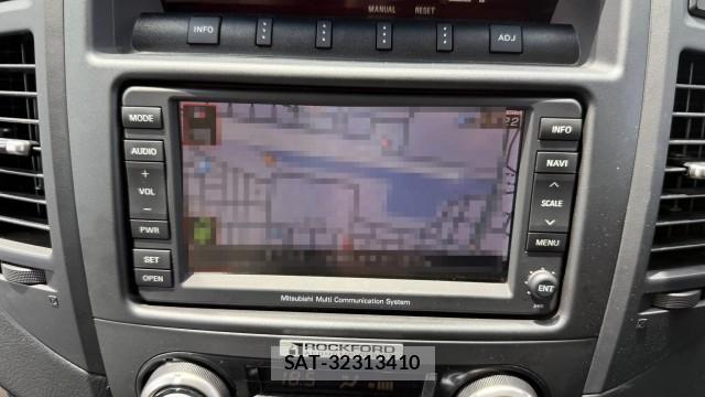 Mitsubishi PAJERO 2010-09 8282190-4