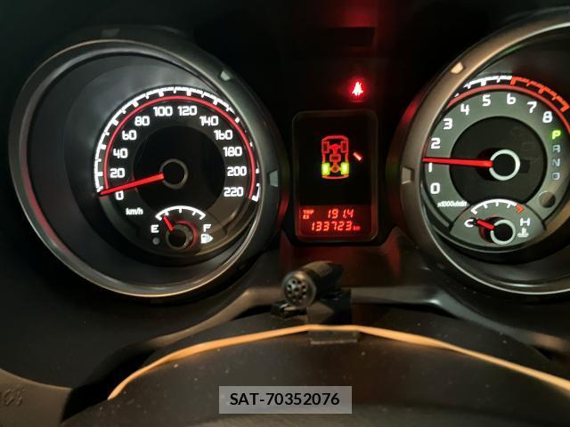 Mitsubishi PAJERO 2012-03 8283573-3