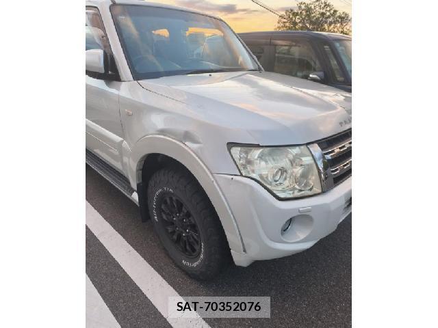 Mitsubishi PAJERO 2012-03 8283573-4