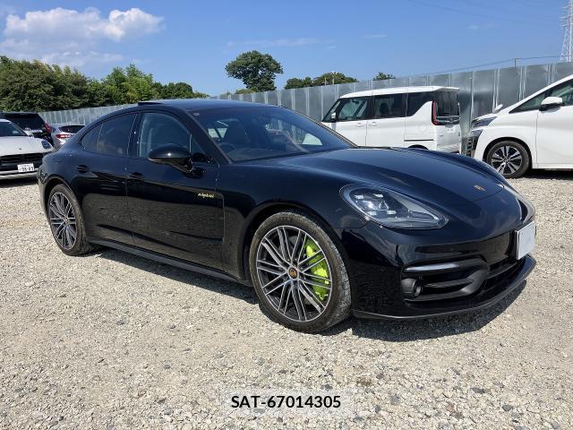 Porsche PANAMERA 2022-06 8278654-0