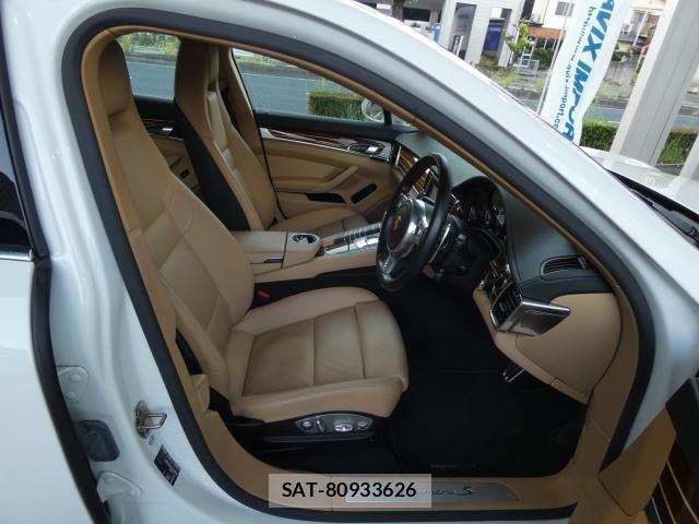 Porsche PANAMERA 2014-11 8279146-14