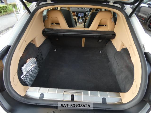 Porsche PANAMERA 2014-11 8279146-19