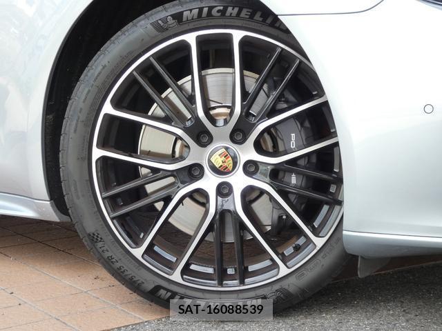 Porsche PANAMERA 2023-07 8279147-3