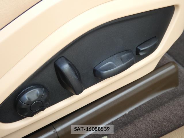 Porsche PANAMERA 2023-07 8279147-8