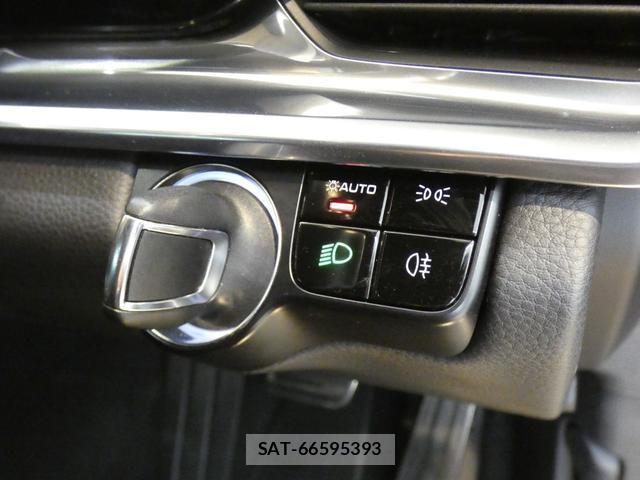 Porsche PANAMERA 2018-02 8280017-16