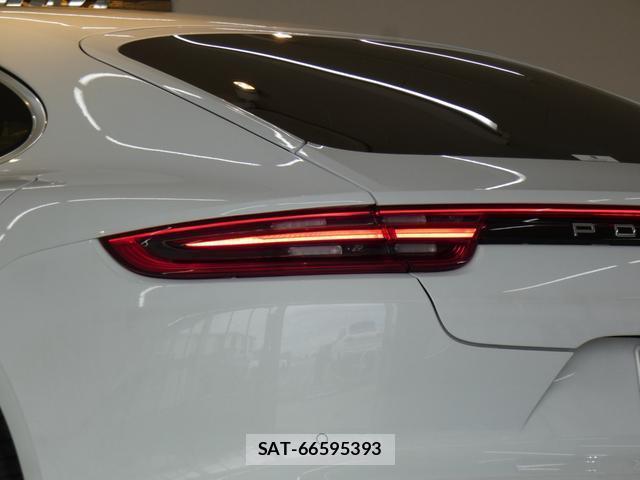 Porsche PANAMERA 2018-02 8280017-3