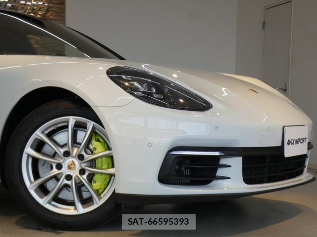 Porsche PANAMERA 2018-02 8280017-4