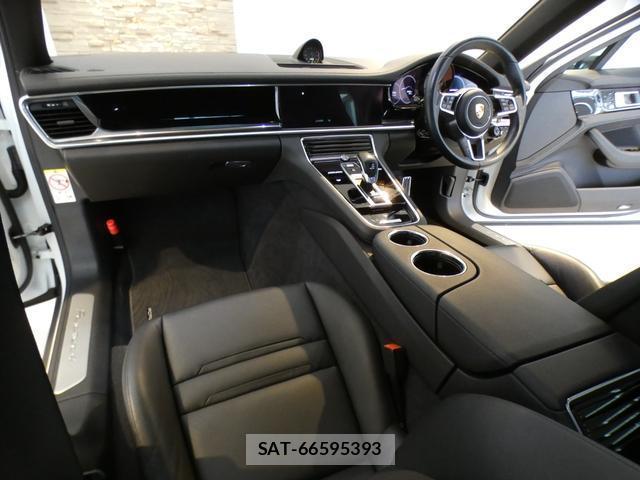 Porsche PANAMERA 2018-02 8280017-6