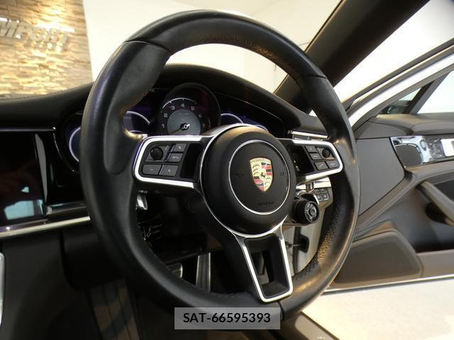Porsche PANAMERA 2018-02 8280017-7