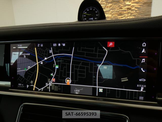 Porsche PANAMERA 2018-02 8280017-8