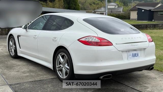Porsche PANAMERA 2012-12 8280788-12