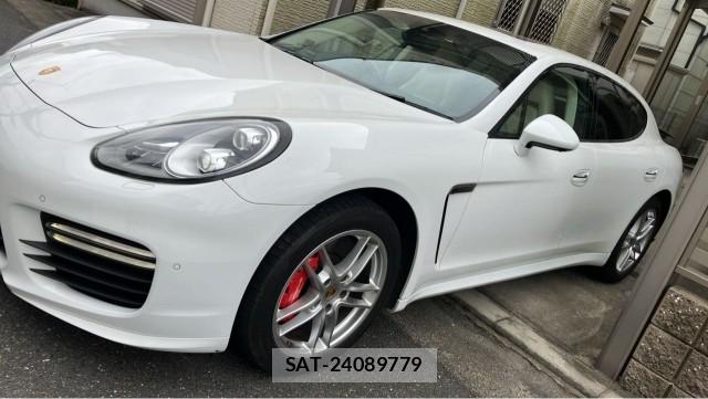 Porsche PANAMERA 2014-05 8280976-10