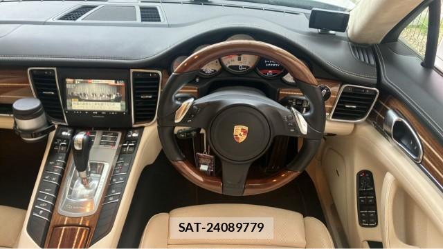 Porsche PANAMERA 2014-05 8280976-16