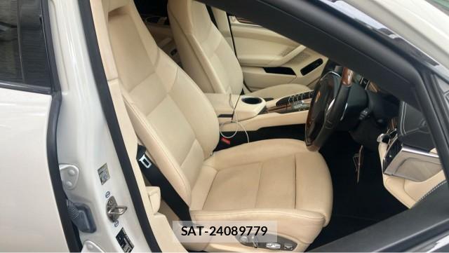 Porsche PANAMERA 2014-05 8280976-5