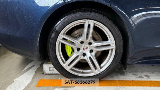 Porsche PANAMERA 2020-06 8281926-7