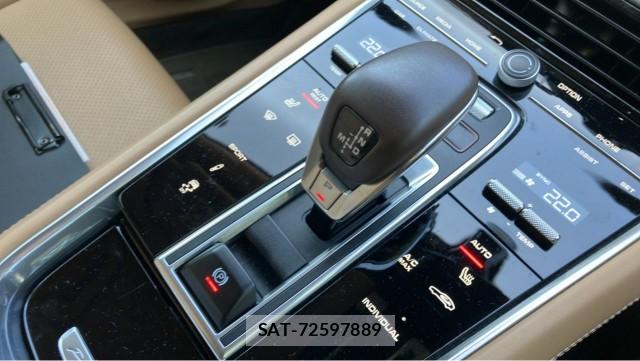 Porsche PANAMERA 2019-10 8282056-14