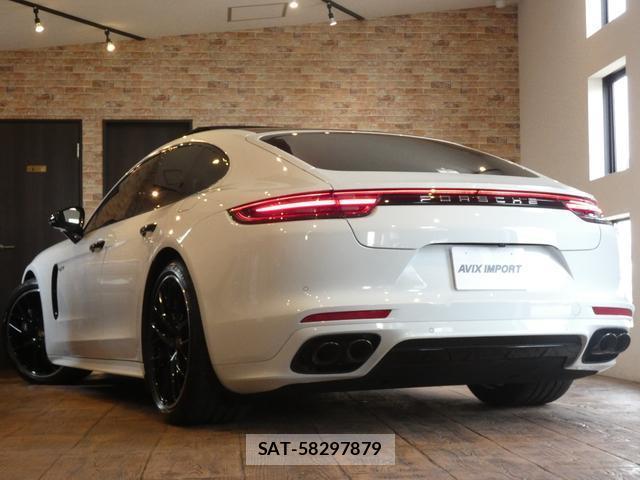 Porsche PANAMERA 2018-10 8285517-1