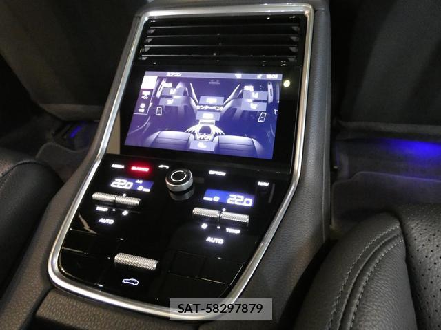 Porsche PANAMERA 2018-10 8285517-11