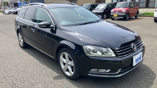 VolksWagen PASSAT VARIANT 2011-08 8280776-10