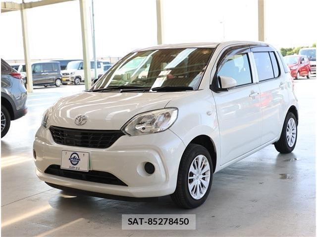 Toyota PASSO 2017-06 8279103-0