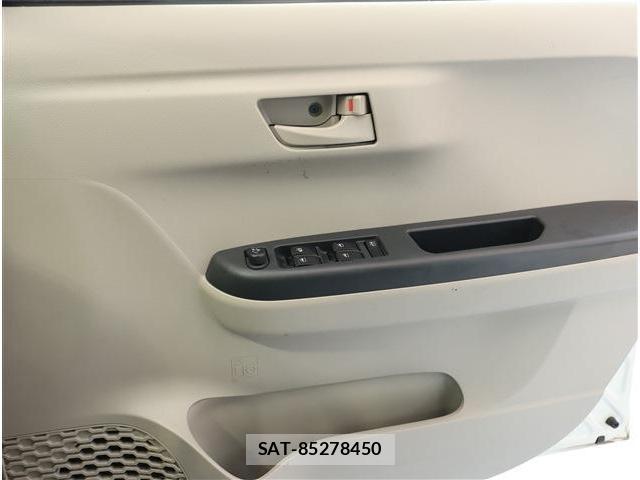 Toyota PASSO 2017-06 8279103-4