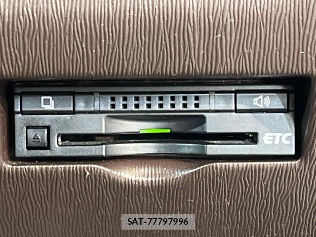 Toyota PASSO 2015-02 8279366-4