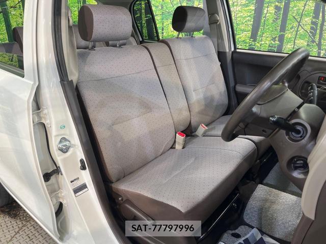 Toyota PASSO 2015-02 8279366-7