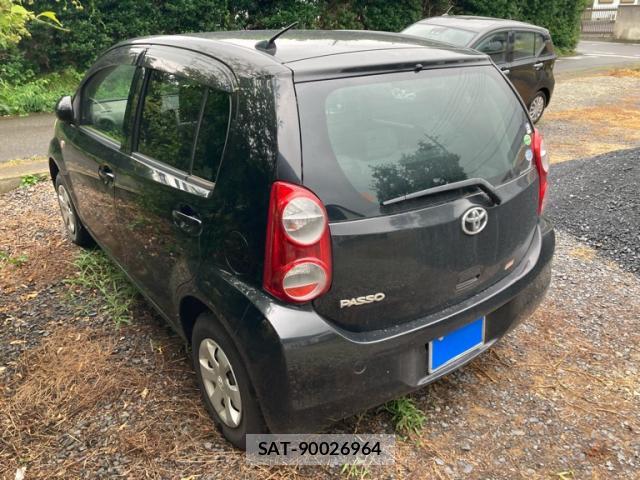 Toyota PASSO 2013-10 8279933-2