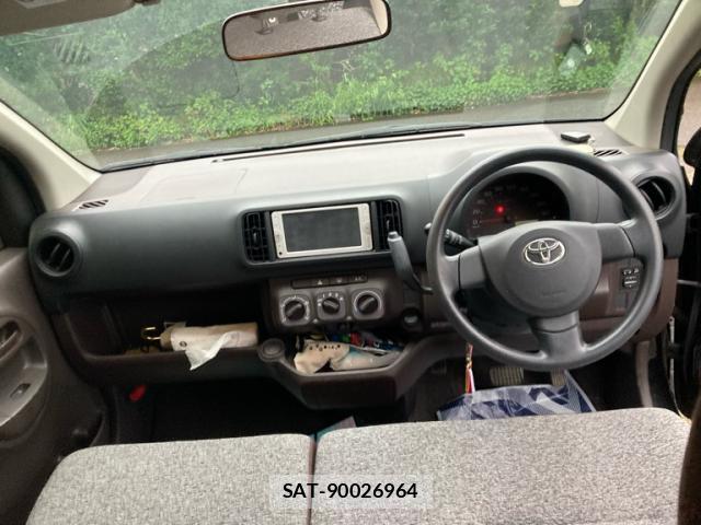 Toyota PASSO 2013-10 8279933-9