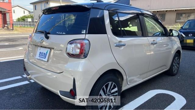 Toyota PASSO 2021-07 8282382-12