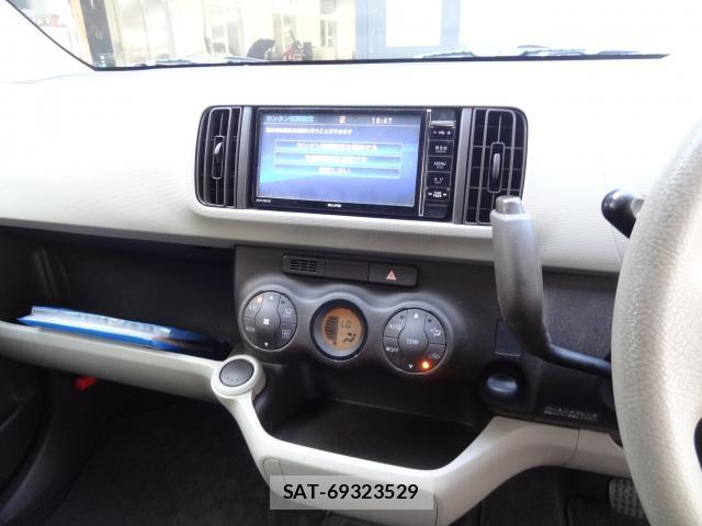 Toyota PASSO 2014-09 8282932-18