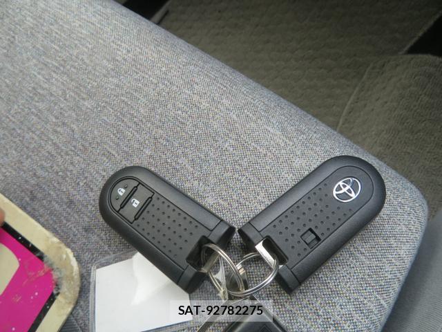 Toyota PASSO 2021-06 8285649-12