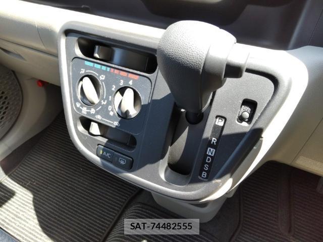 Toyota PASSO 2017-02 8285692-11