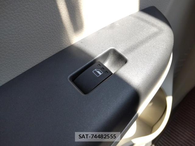 Toyota PASSO 2017-02 8285692-12