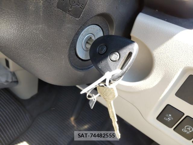 Toyota PASSO 2017-02 8285692-14