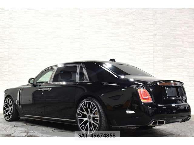 ROLLS-ROYCE PHANTOM 2018-01 8285781-1