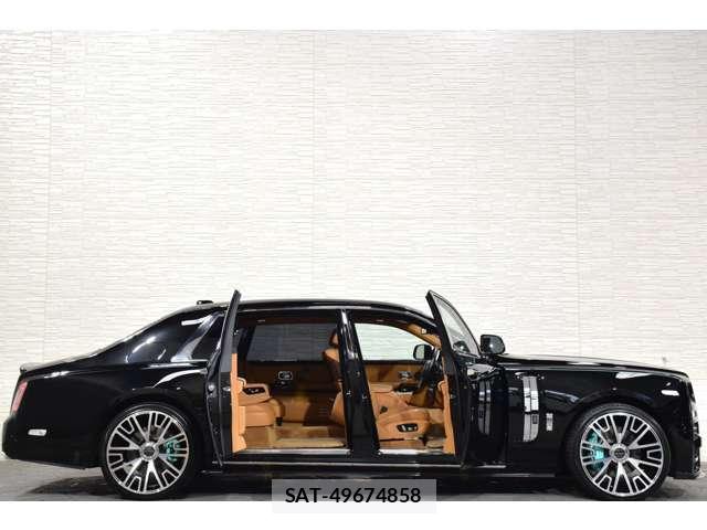 ROLLS-ROYCE PHANTOM 2018-01 8285781-13